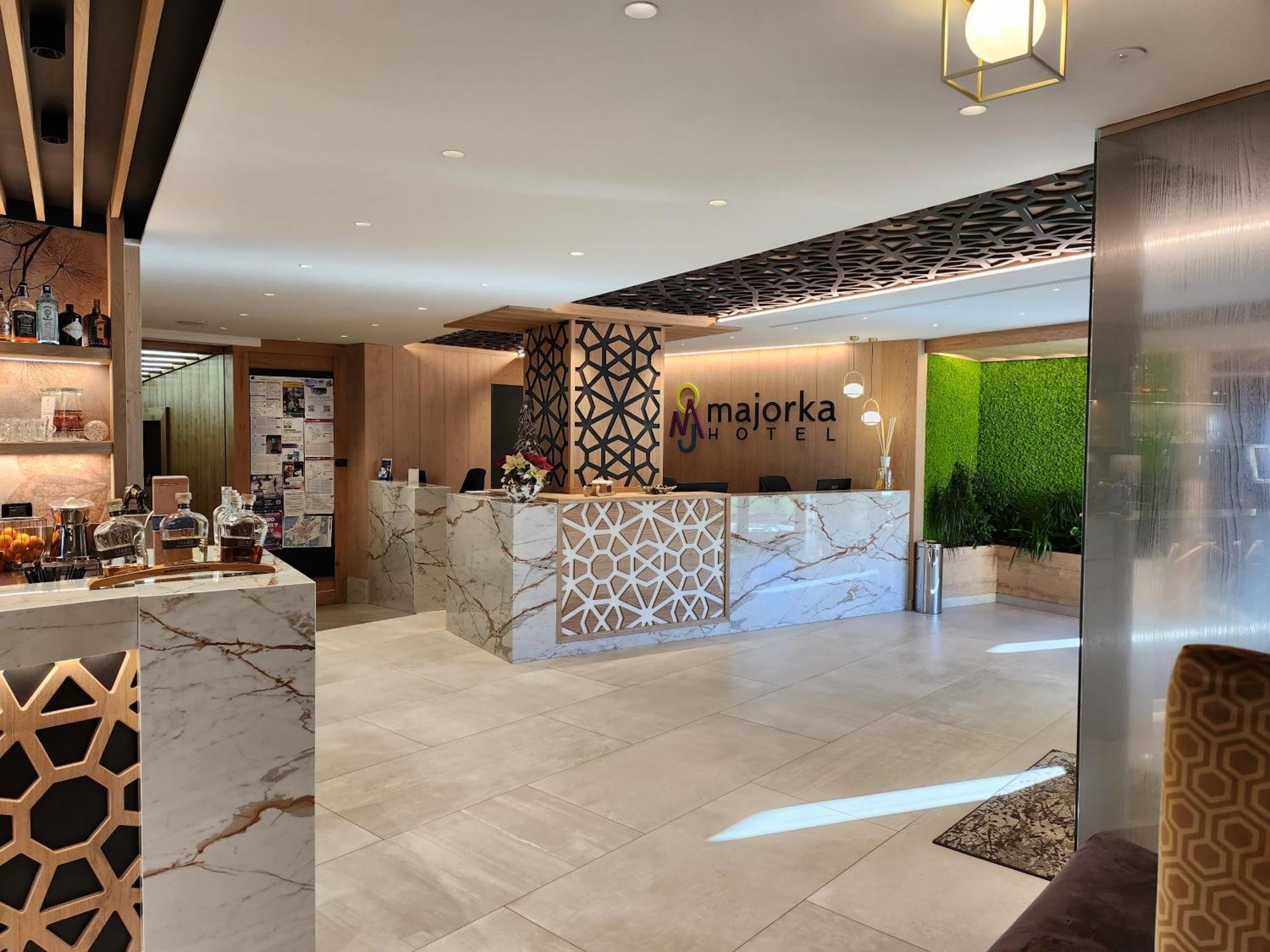 Hotel Majorka Andalo Extérieur photo