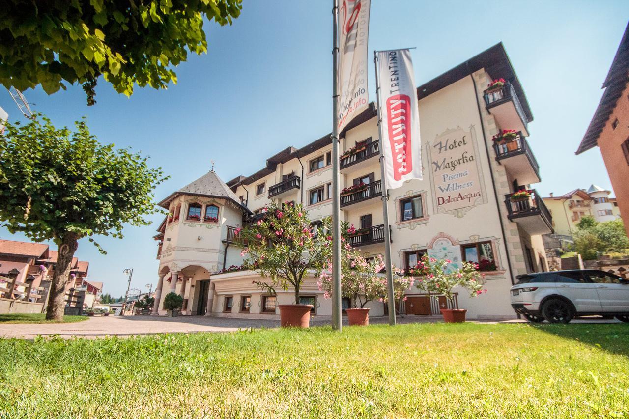 Hotel Majorka Andalo Extérieur photo