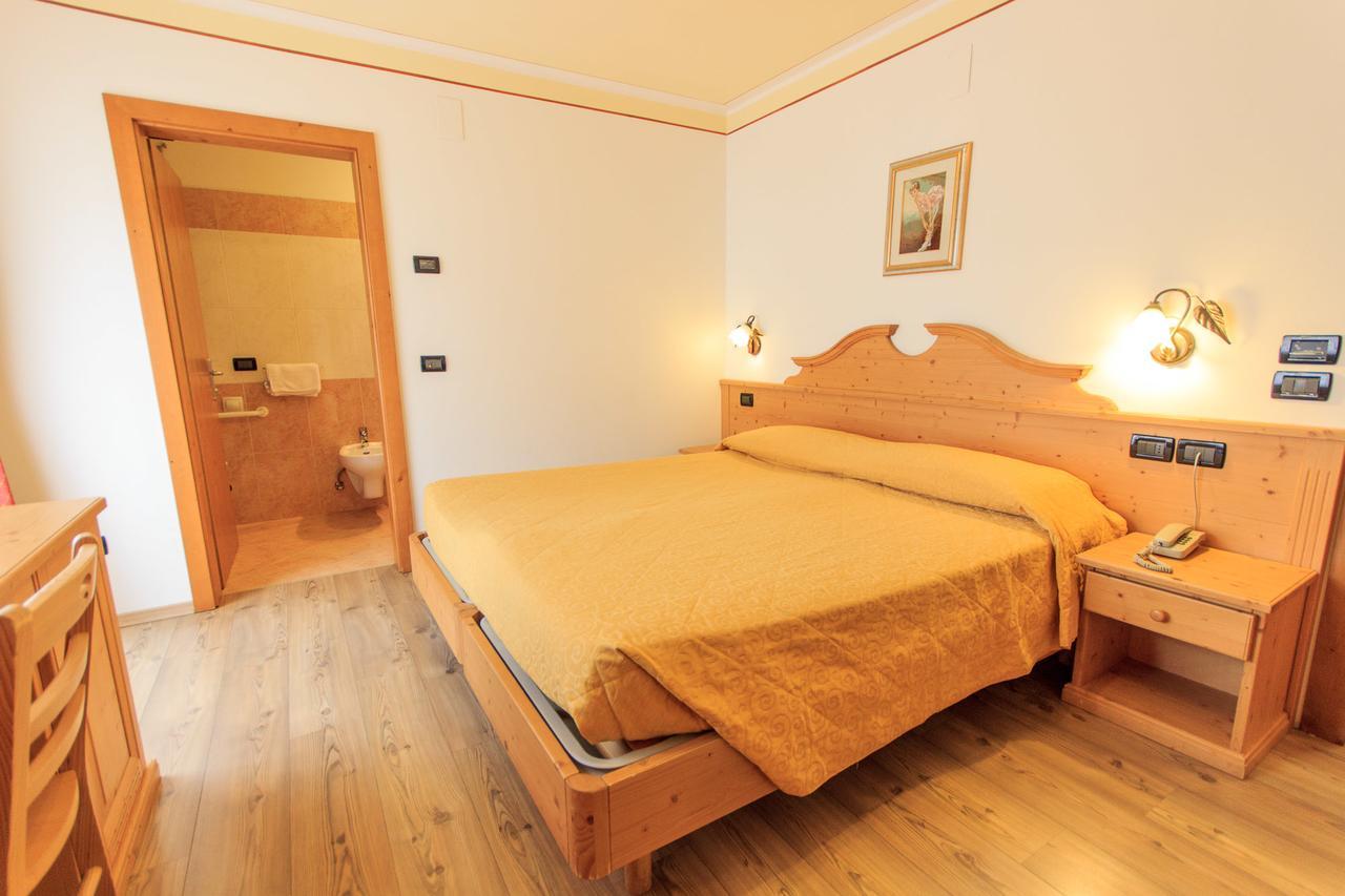 Hotel Majorka Andalo Extérieur photo