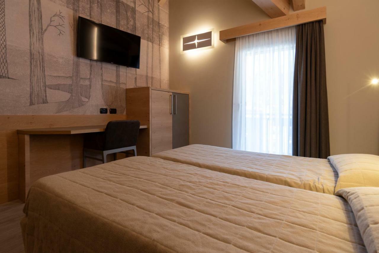 Hotel Majorka Andalo Extérieur photo